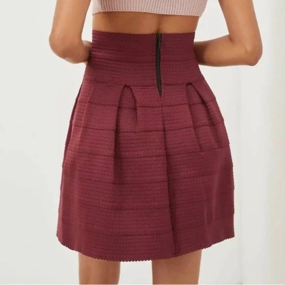 Anthropologie Girls From Savoy Ponte Bell Skirt Burgundy Red Size Xsmall/Small - Picture 3 of 3